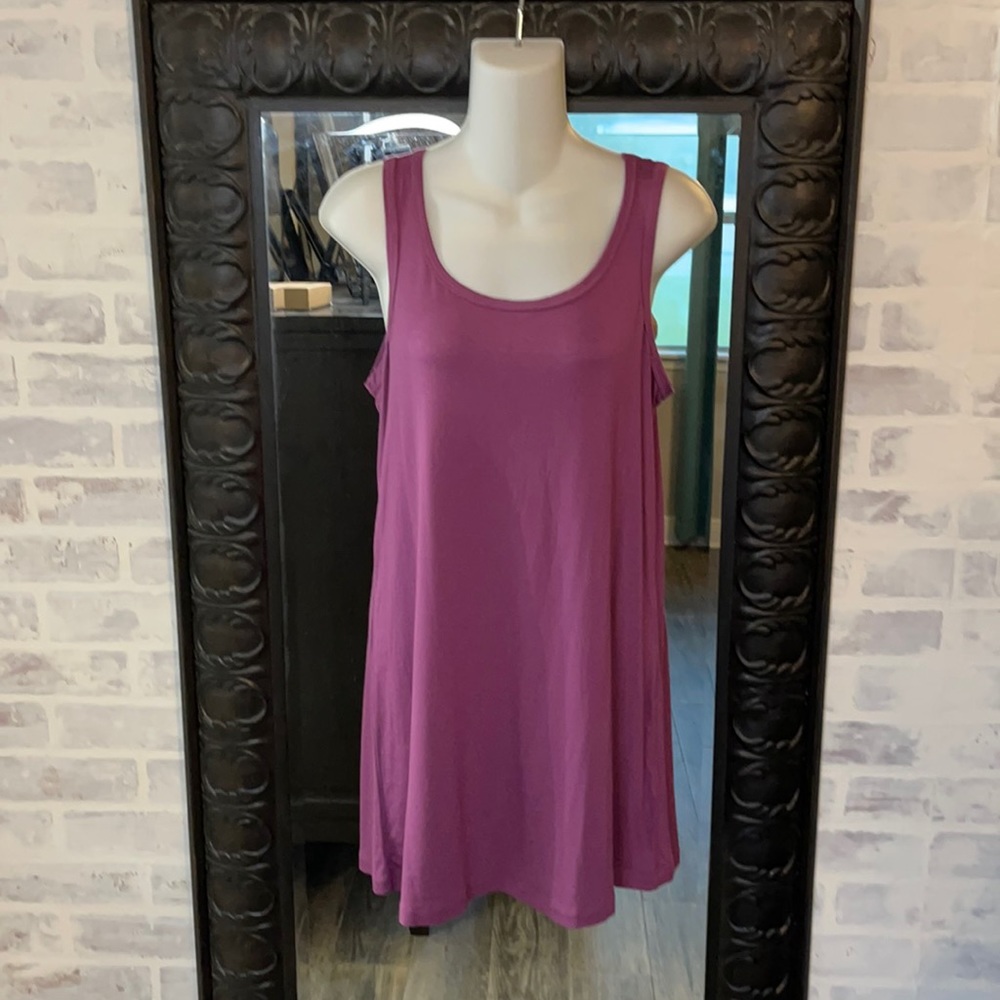 Logo by Lori Goldstein tank